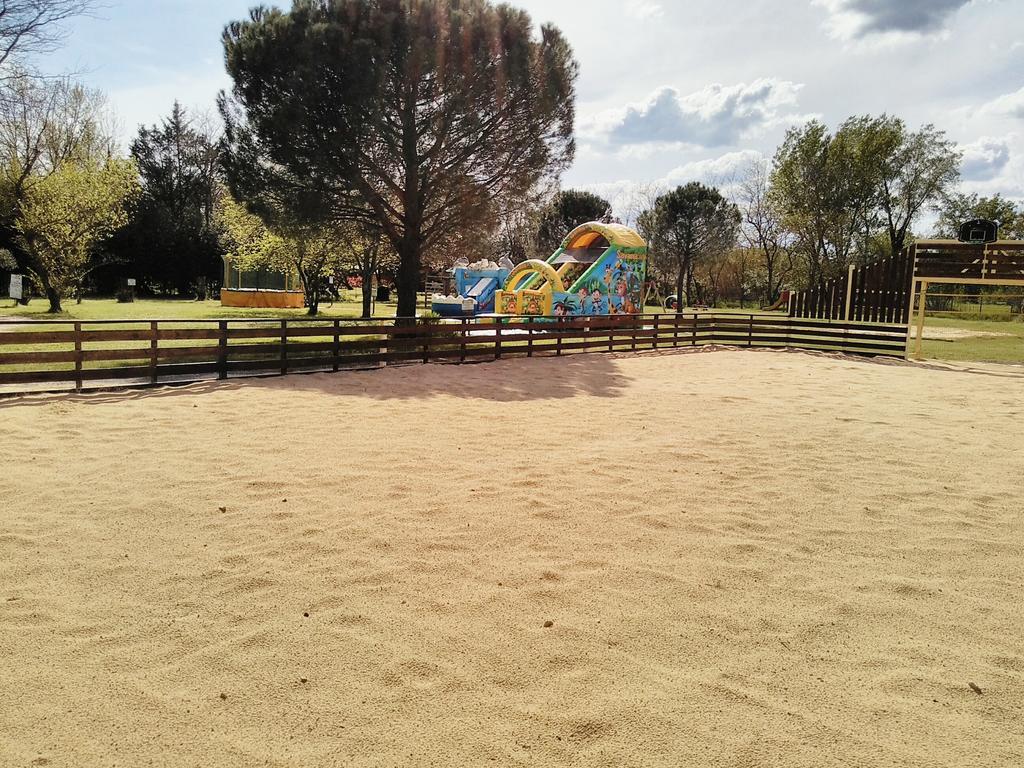 Camping Le Fief D'Anduze Εξωτερικό φωτογραφία