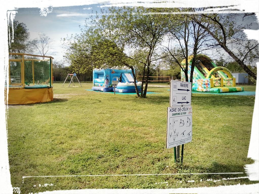 Camping Le Fief D'Anduze Εξωτερικό φωτογραφία